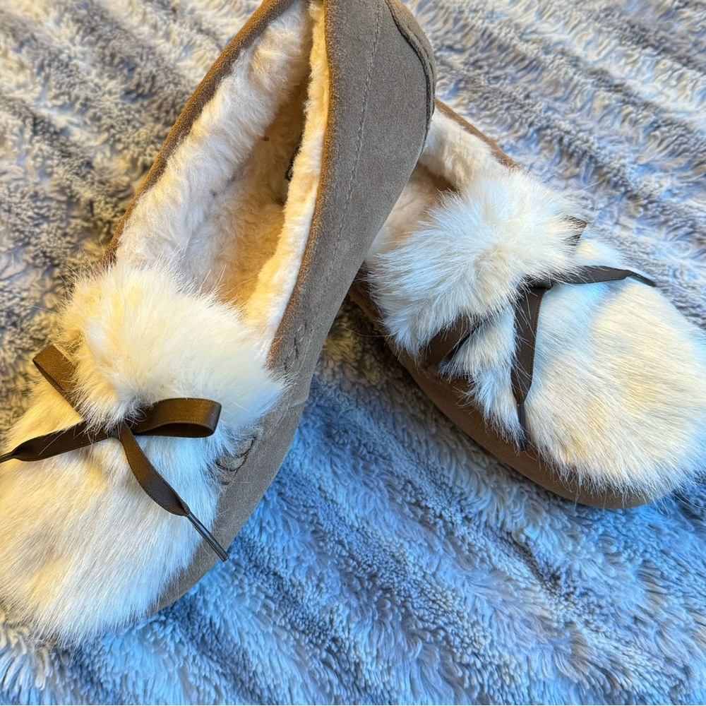 NEW UGG ANSLEY SHAINE SATIN BOW WOMEN'S SLIPPERS CHESTNUT. Size 7